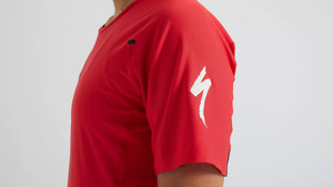 Dres Špecialized TRAIL AIR W - L, vivid red